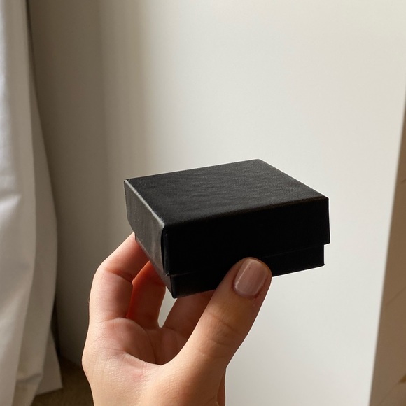 multi bangle bracelet- free if added to bundle 🤩 - Picture 11 of 11